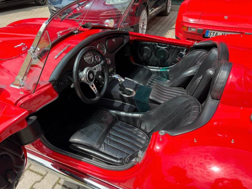 Immagine 11/22 di AC Cobra 289 (1990)
