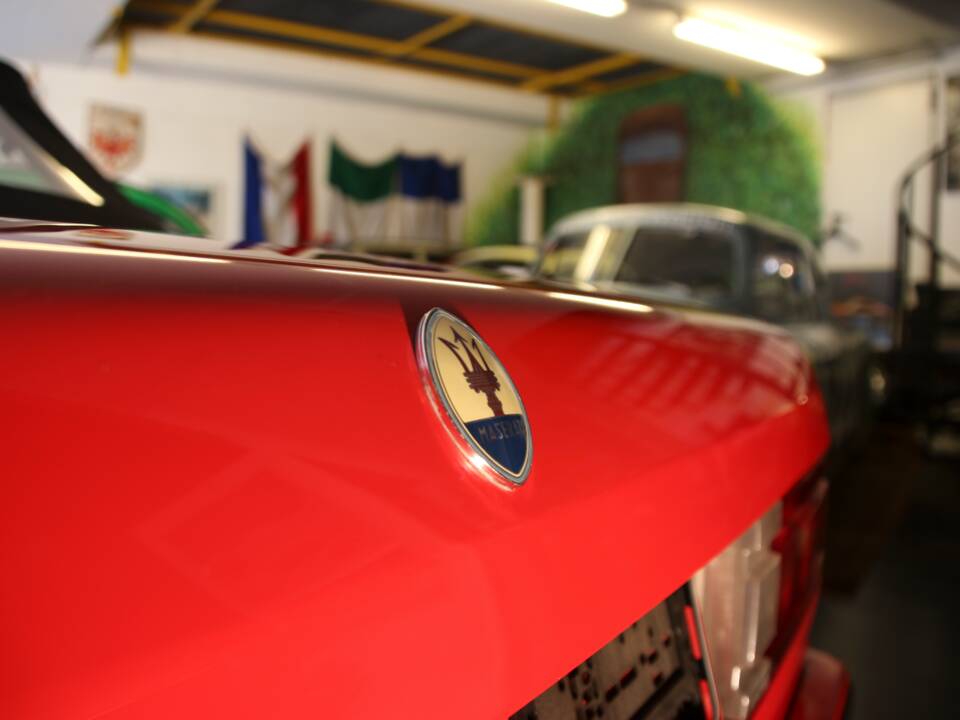 Bild 13/35 von Maserati Spyder (1991)