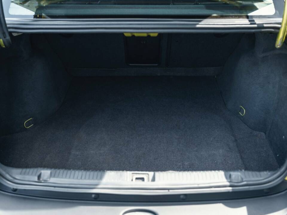 Bild 14/15 von Opel Vectra 2,5 i500 (1998)