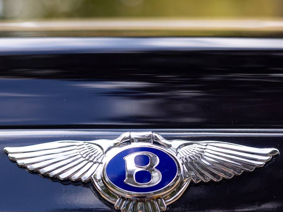 Bild 32/50 von Bentley Azure (1997)