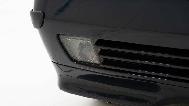 Image 14/15 of Mercedes-Benz 500 SL (1991)