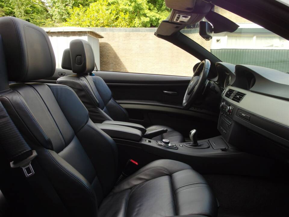 Image 52/98 de BMW M3 (2011)