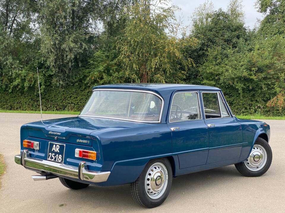Image 6/75 of Alfa Romeo Giulia 1300 TI (1966)