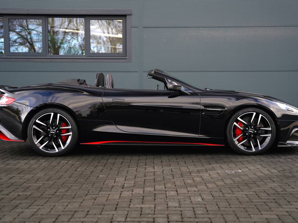Image 3/50 of Aston Martin Vanquish S Volante (2018)