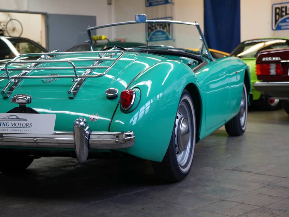 Image 16/39 de MG MGA 1500 (1958)
