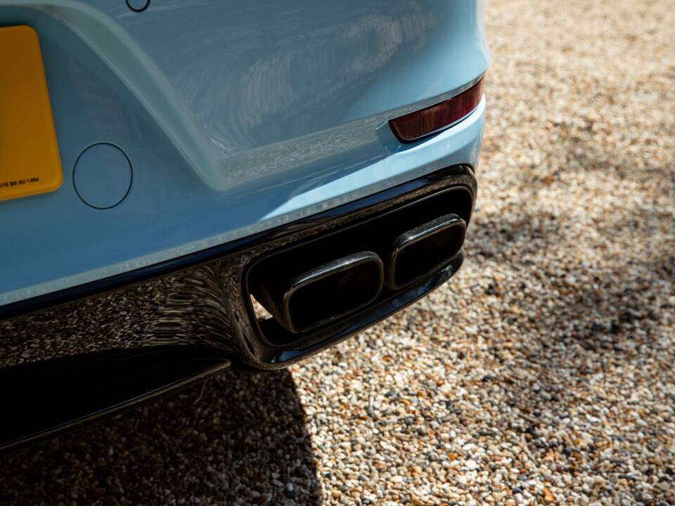 Image 28/48 of Porsche 911 Turbo S Exclusive (2017)