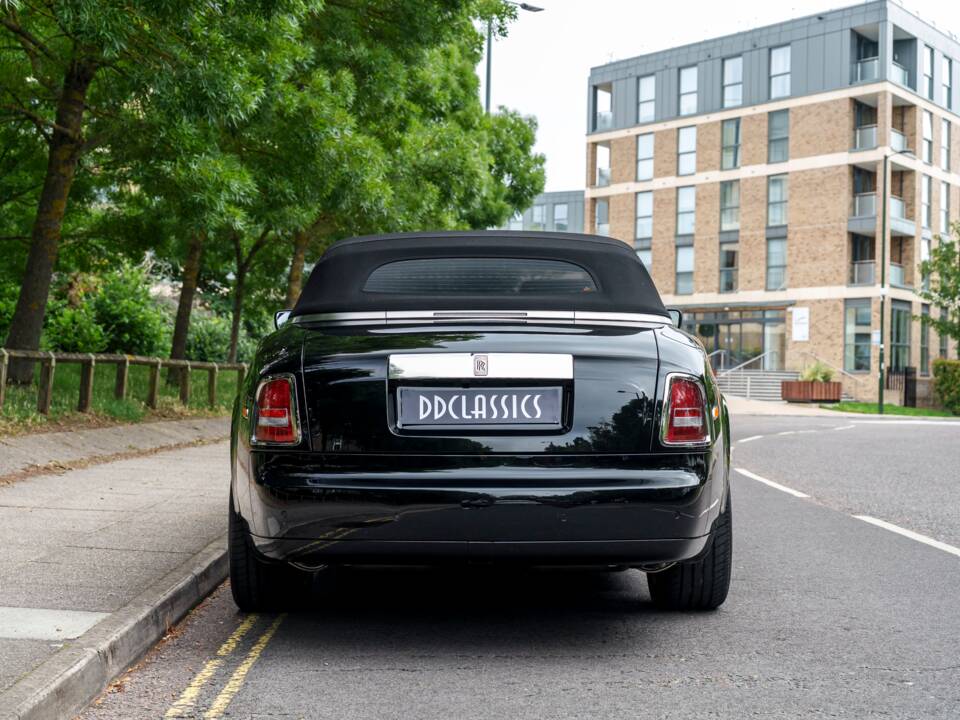 Image 4/35 of Rolls-Royce Phantom DHC (2008)
