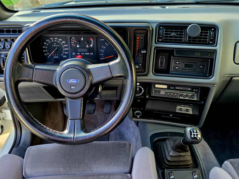 Image 31/33 of Ford Sierra 2.0i Cosworth (1988)
