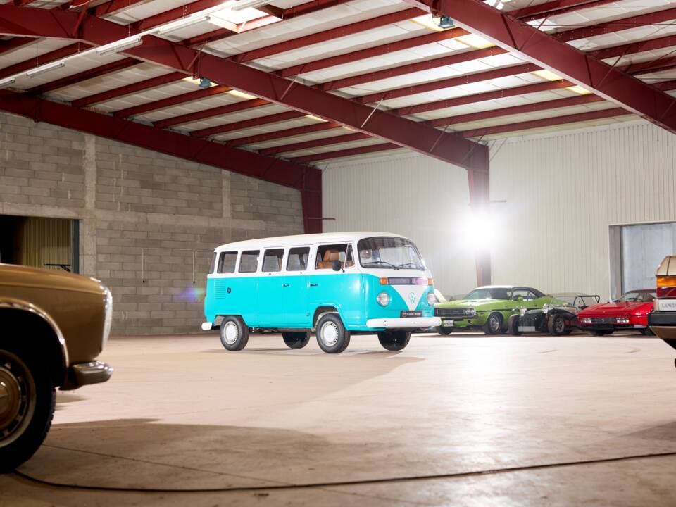 Image 9/39 of Volkswagen T2c Combi (1996)