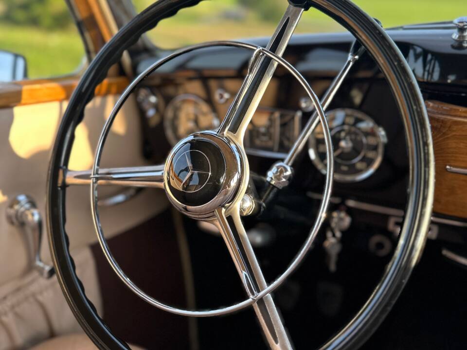 Image 10/30 de Mercedes-Benz 220 (1952)