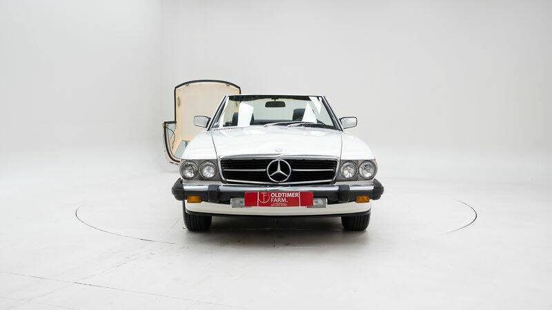 Image 5/15 de Mercedes-Benz 380 SL (1982)