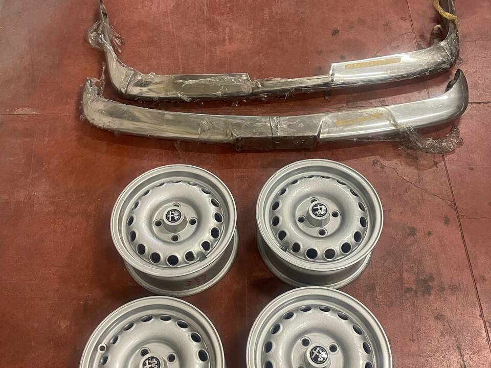 Bild 51/54 von Alfa Romeo Giulia GTA 1300 Junior (1968)