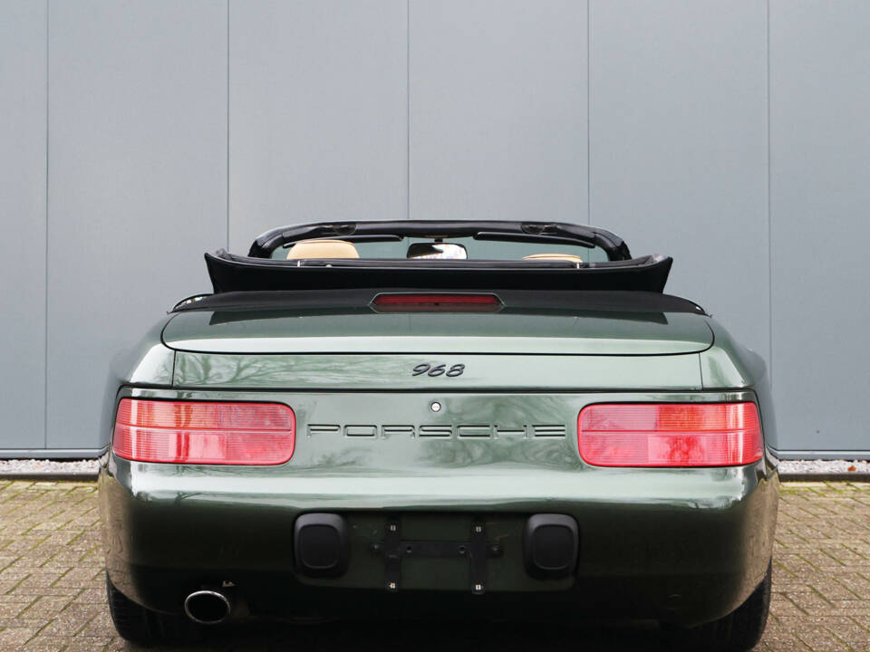 Bild 31/47 von Porsche 968 (1992)