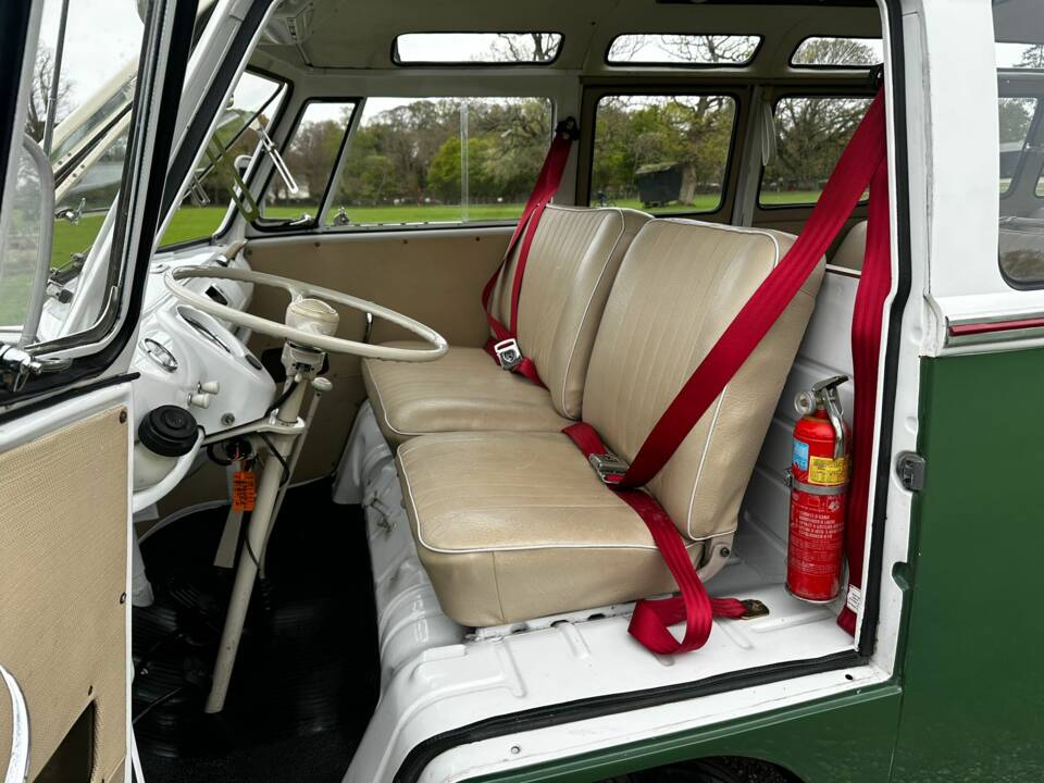 Image 28/60 of Volkswagen T2c Combi (1969)