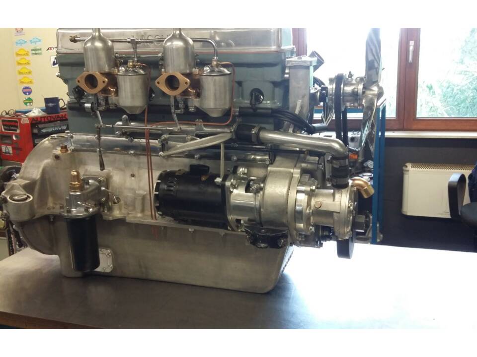 Image 21/50 of Lagonda LG 6 (1939)