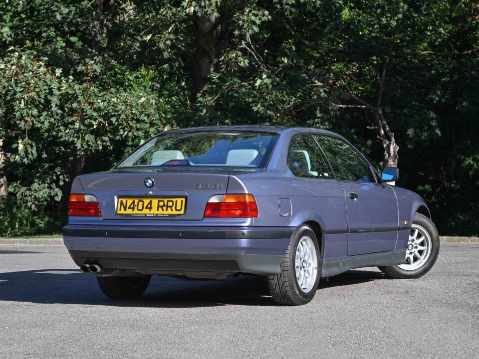 Imagen 3/47 de BMW 328i (1995)