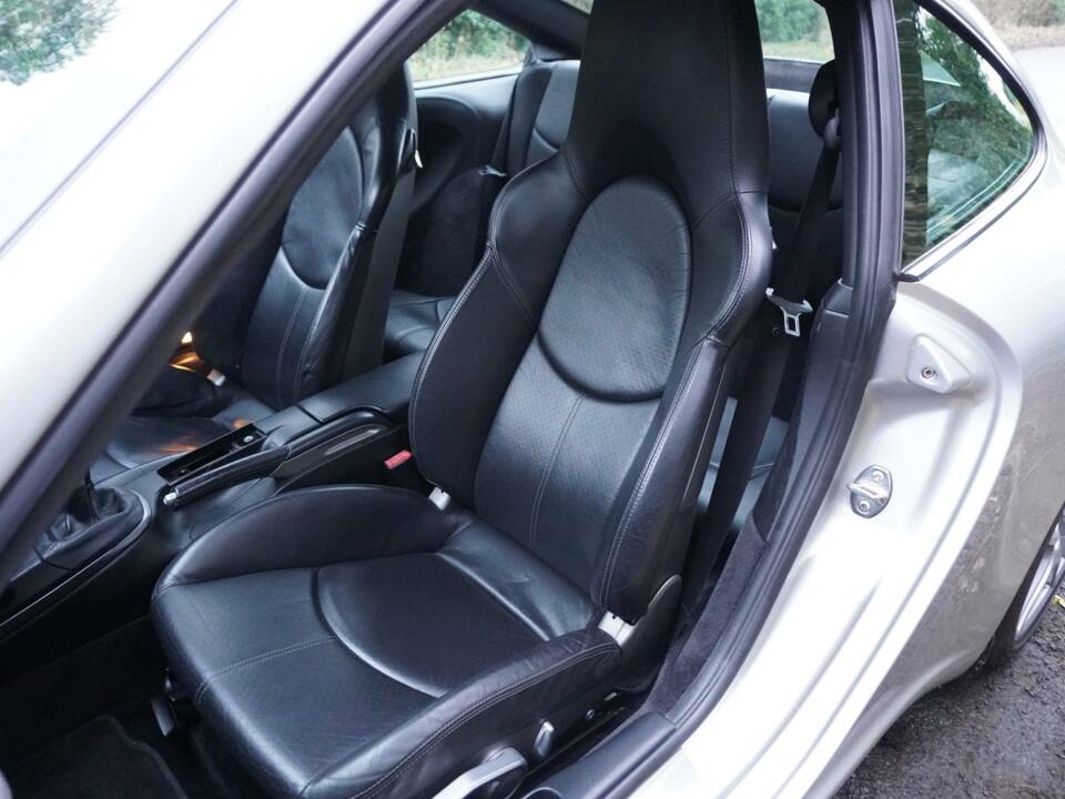 Bild 14/17 von Porsche 911 Carrera S (2006)