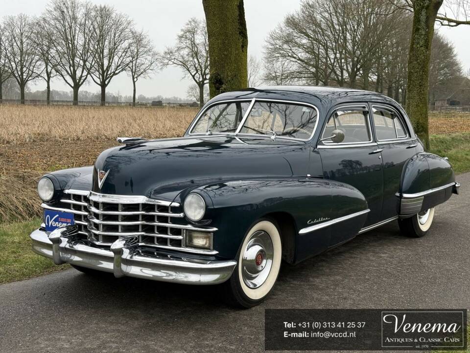Image 1/24 of Cadillac 62 Sedan (1947)