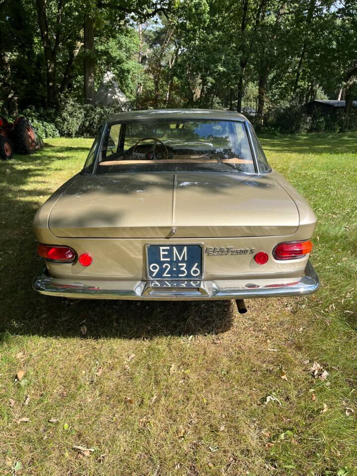 Image 25/28 of FIAT 2300 S Coupe (1965)