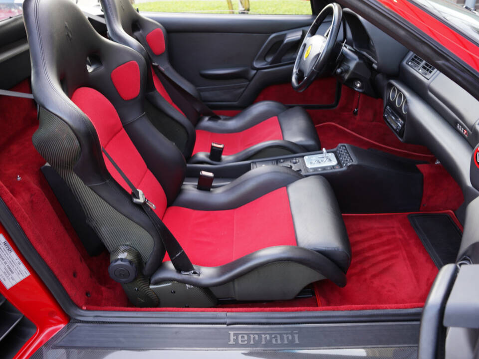 Imagen 9/50 de Ferrari F 355 F1 GTS (1998)