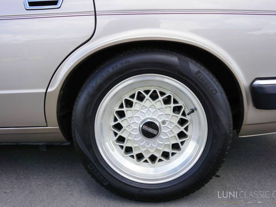 Image 22/61 de Jaguar Sovereign 3.6 (1987)