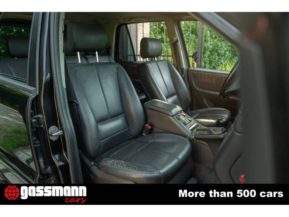 Afbeelding 13/15 van Mercedes-Benz ML 55 AMG (2000)