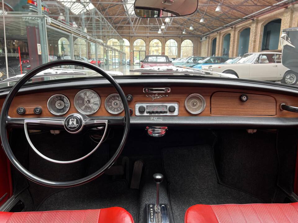 Image 19/37 of Volkswagen Karmann Ghia 1600 L (1968)