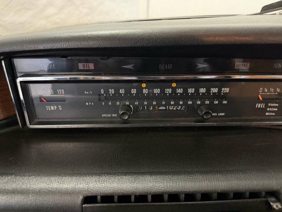 Image 24/26 of Rover 3500 (1970)