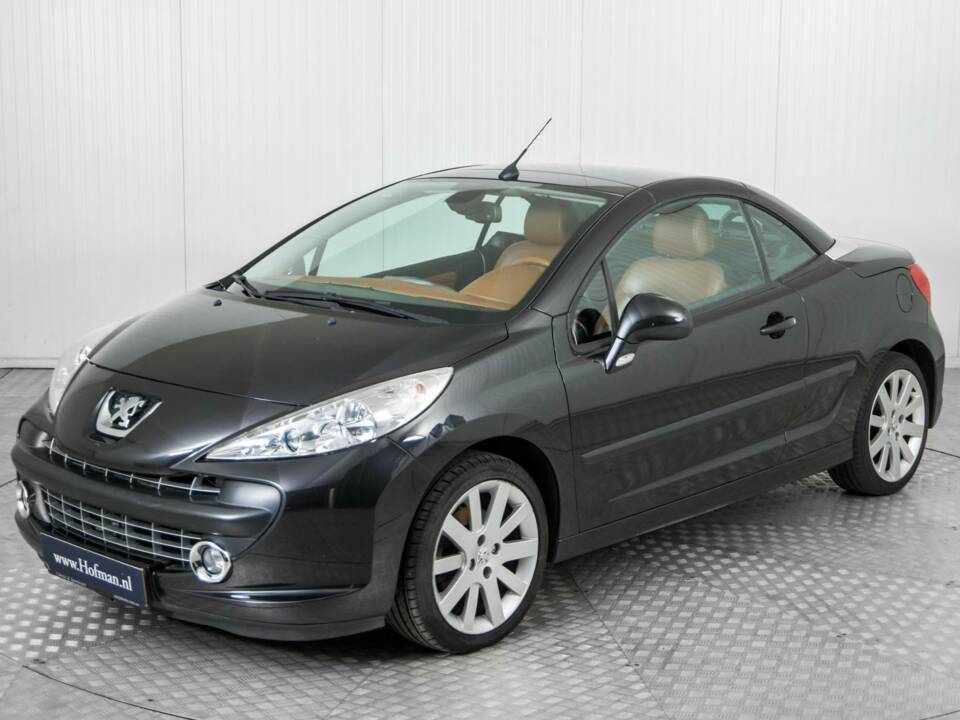 Image 45/50 de Peugeot 207 CC 1.6 VTi (2008)