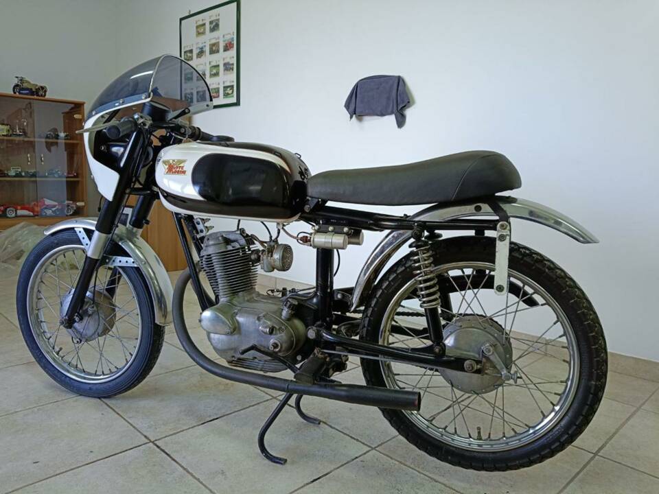 Immagine 12/26 di Moto Morini Corsaro 125 (1961)