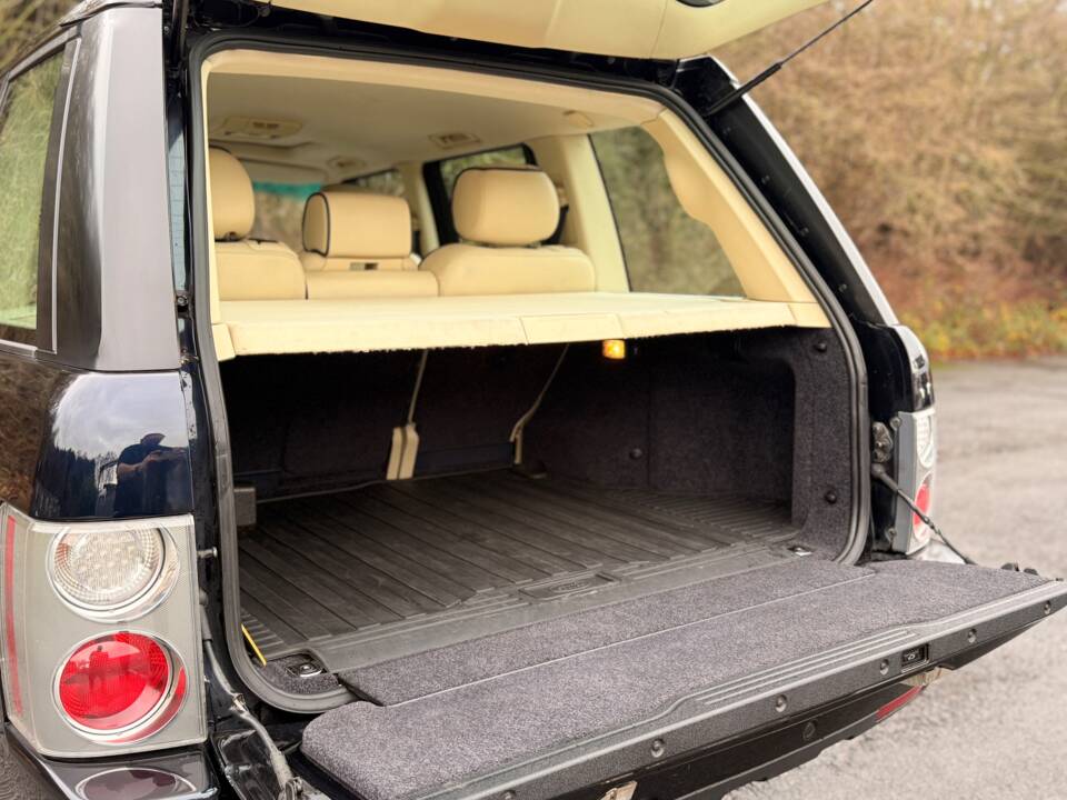Bild 20/27 von Land Rover Range Rover Vogue TDV8 (2009)