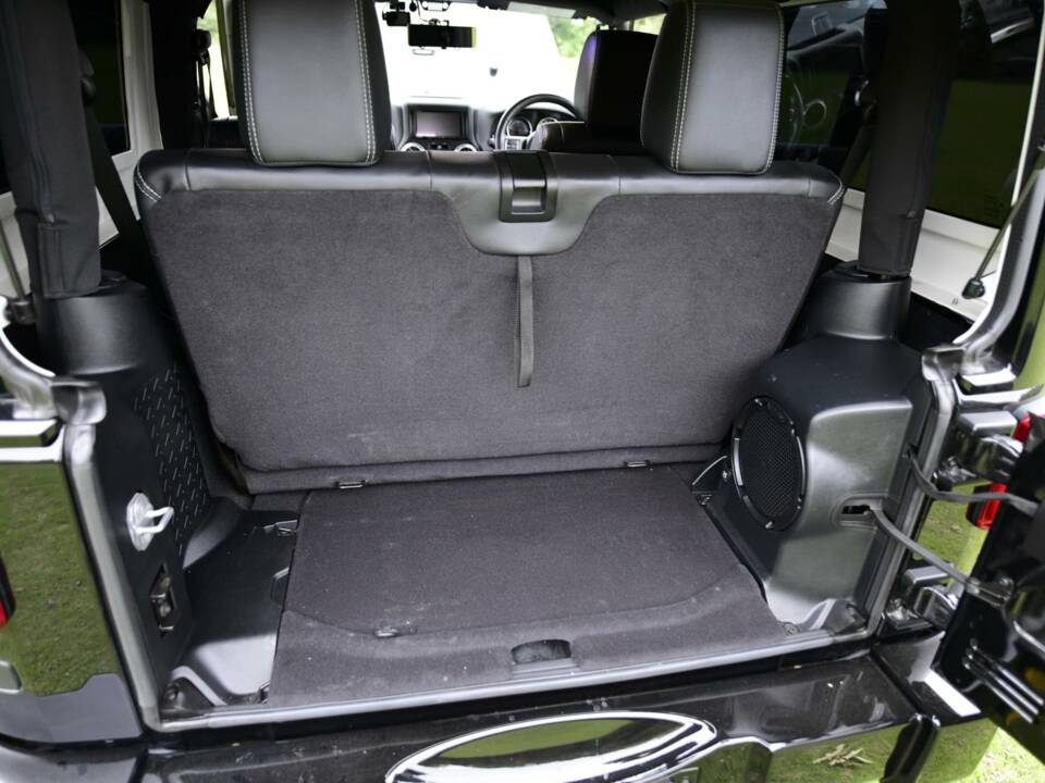 Image 37/50 of Jeep Wrangler 3.6 V6 (2012)