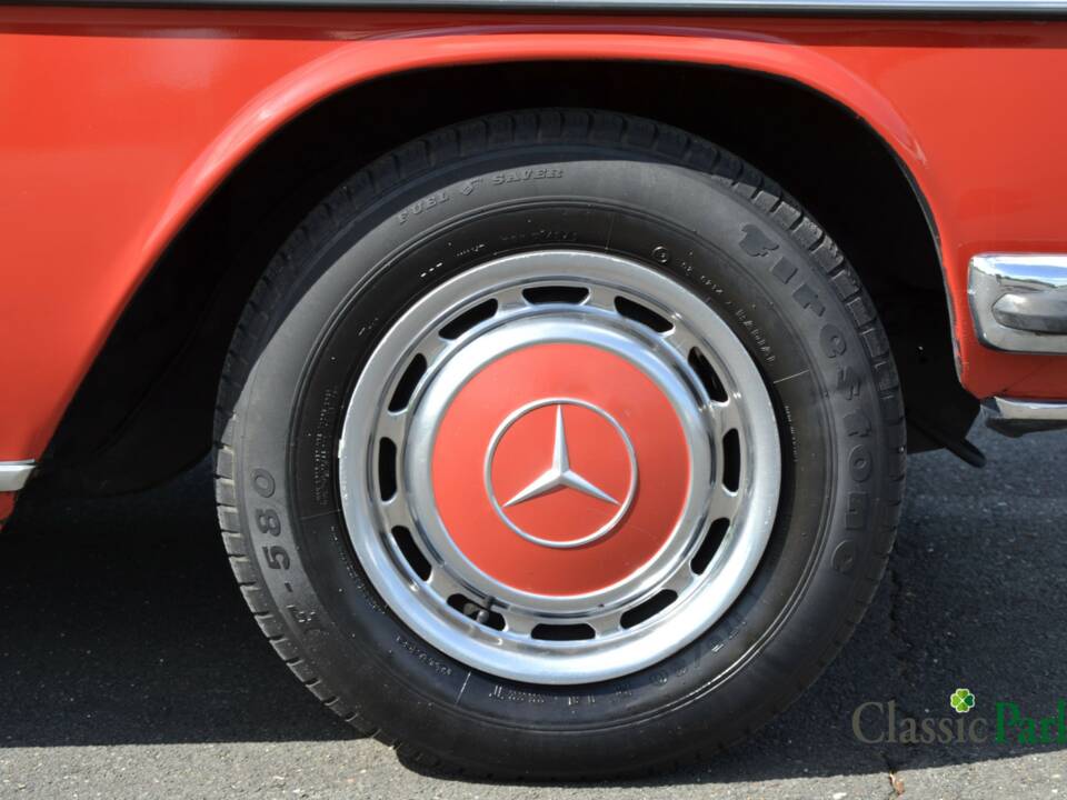 Bild 42/50 von Mercedes-Benz 230/6 (1973)