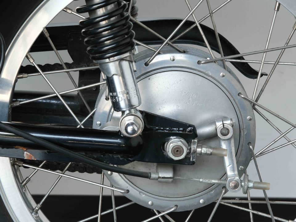 Image 26/64 of Ducati 350 Desmo (1971)