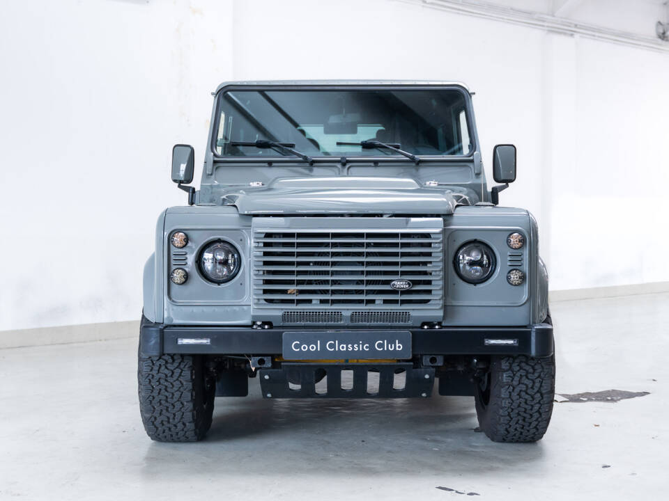 Imagen 2/31 de Land Rover Defender 90 TD4 (2008)