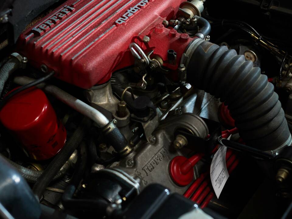 Bild 60/99 von Ferrari Mondial Quattrovalvole (1985)