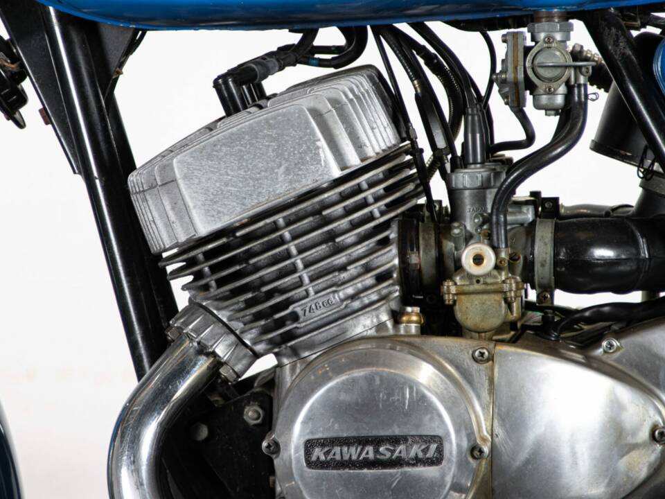 Bild 20/48 von Kawasaki 750 H2 Mach IV (1972)