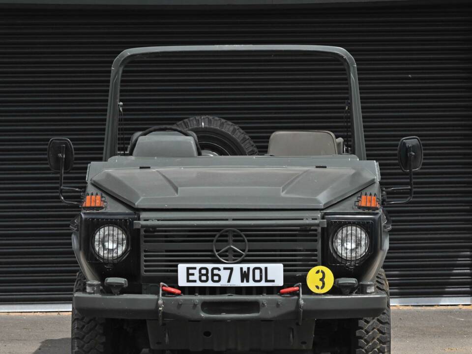 Immagine 11/50 di Mercedes-Benz 240 GD (SWB) (1987)