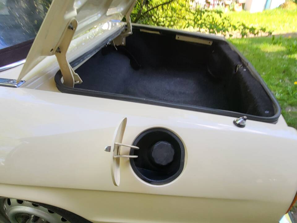Image 10/37 of Alfa Romeo Spider Veloce 2000 (1982)