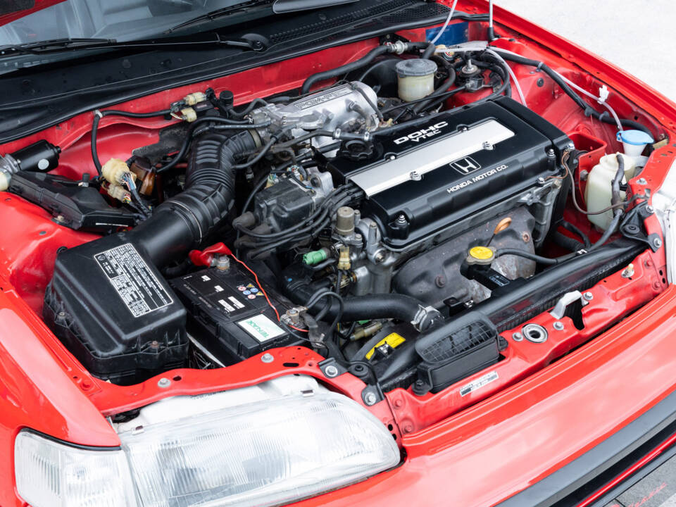 Image 72/80 of Honda CRX (1991)