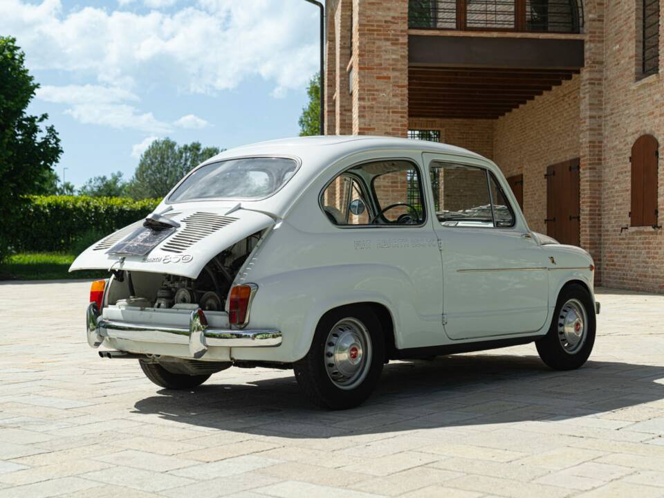 Immagine 8/50 di Abarth Fiat 850 TC (1963)