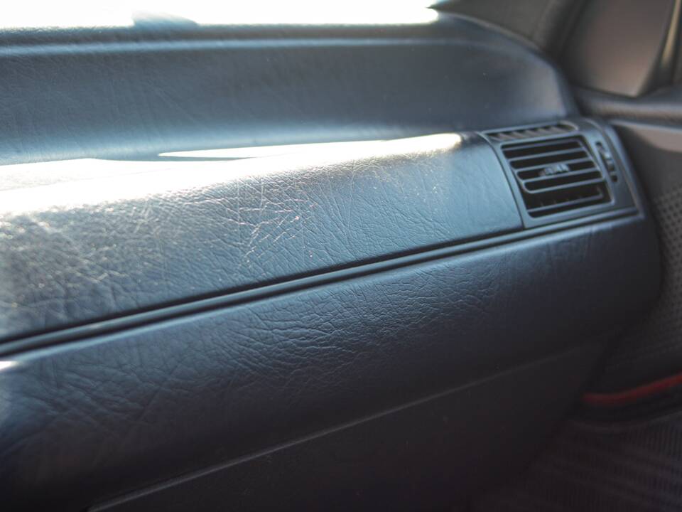 Bild 34/52 von Citroën ZX 2.0i 16v (1993)