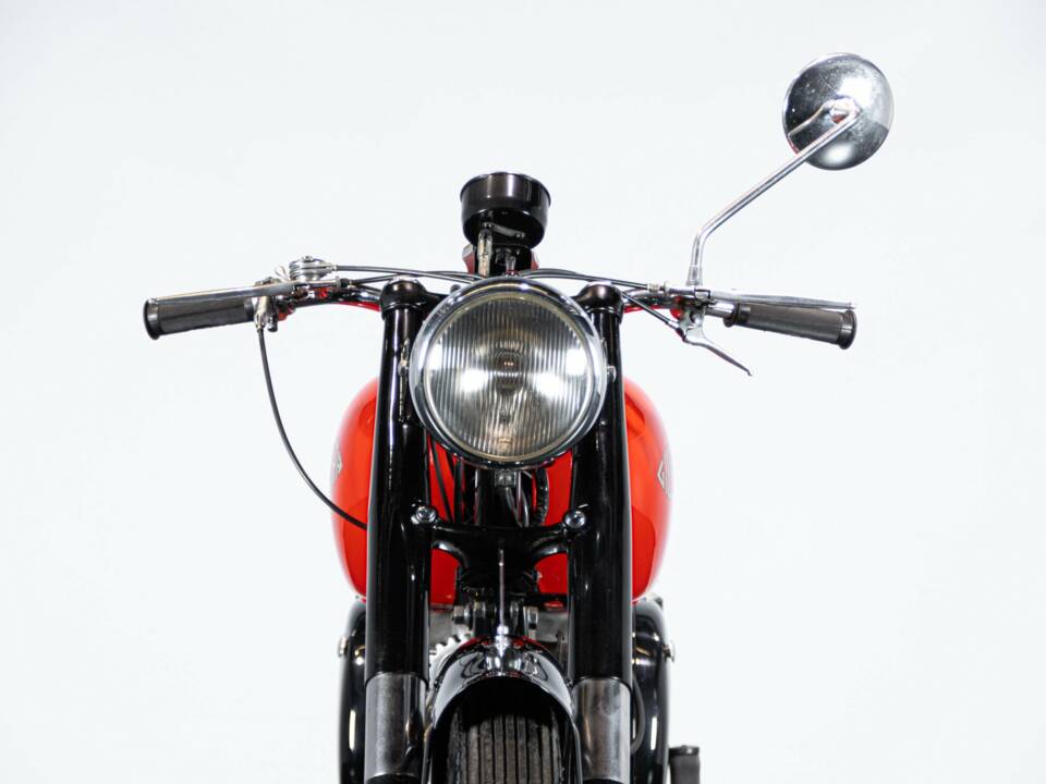 Imagen 42/50 de Gilera DUMMY (1954)