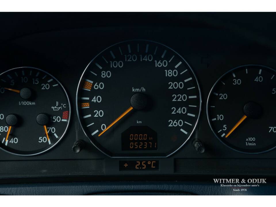 Afbeelding 27/32 van Mercedes-Benz SL 280 (2000)