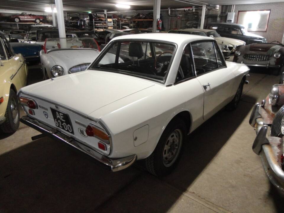 Image 1/50 de Lancia Fulvia Sport 1.3 (1971)