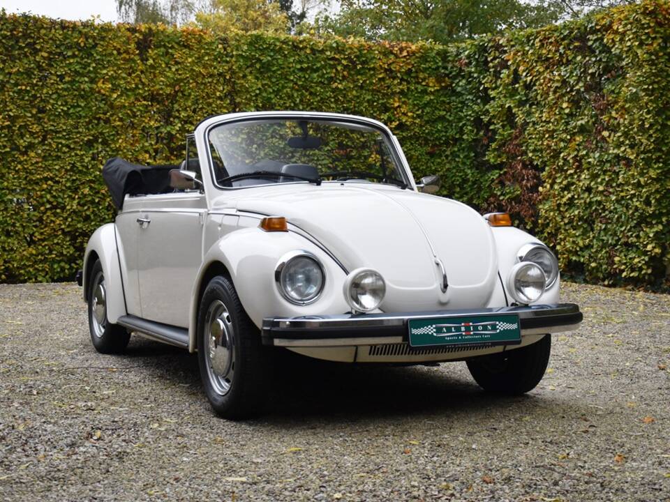 Bild 13/49 von Volkswagen Super Beetle (1979)