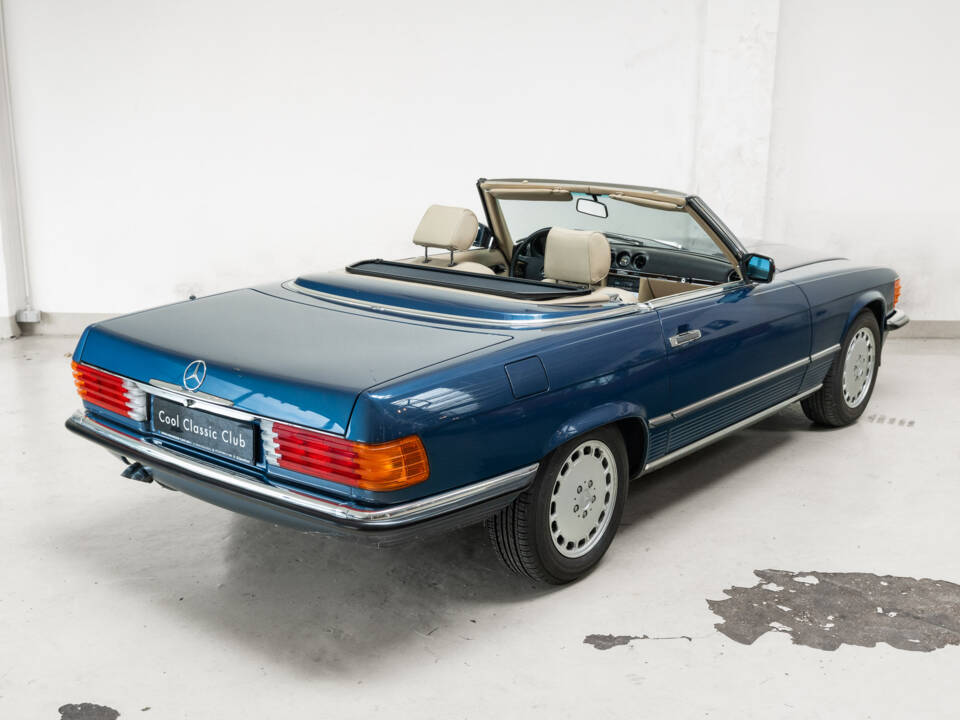 Image 5/40 of Mercedes-Benz 300 SL (1987)
