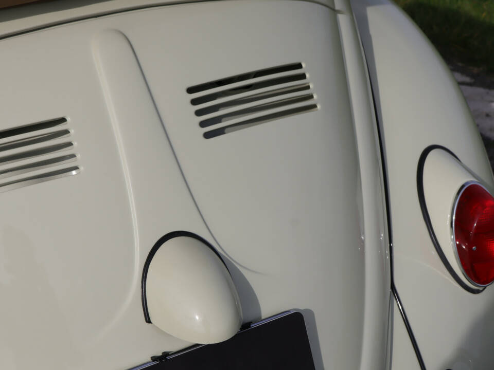 Image 25/50 of Volkswagen Beetle Speedster (1963)