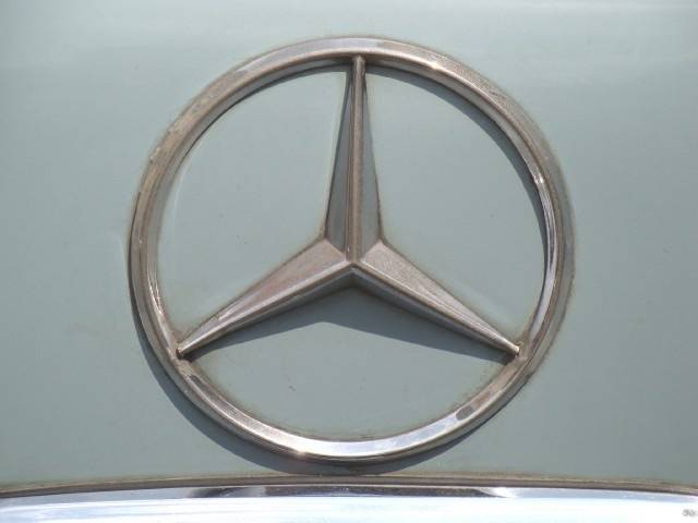 Imagen 19/20 de Mercedes-Benz 250 (1972)