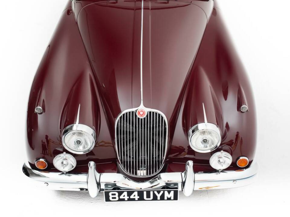 Immagine 40/41 di Jaguar XK 150 3.8 SE OTS (1960)